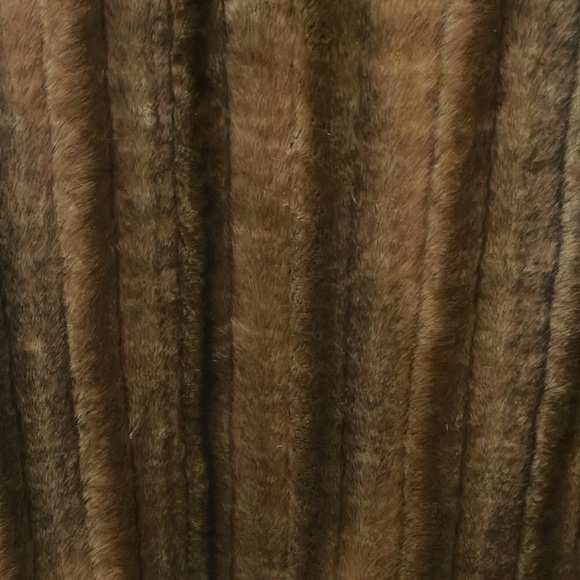 CHICO’S NWOT Size 3 (16-18) Faux Fur Vest Animal Print Lining • Super Soft • - Picture 9 of 15